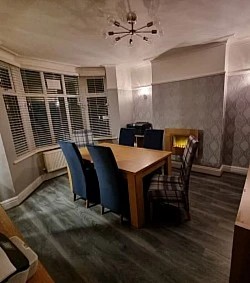 Another perfect supply and install of grey laminate flooring Merseyside, Runcorn, Liverpool and surrounding areas